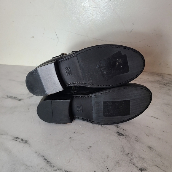 Frye Vicky Black Leather Moto Buckle Ankle Boots 6.5 NEW - Picture 7 of 8
